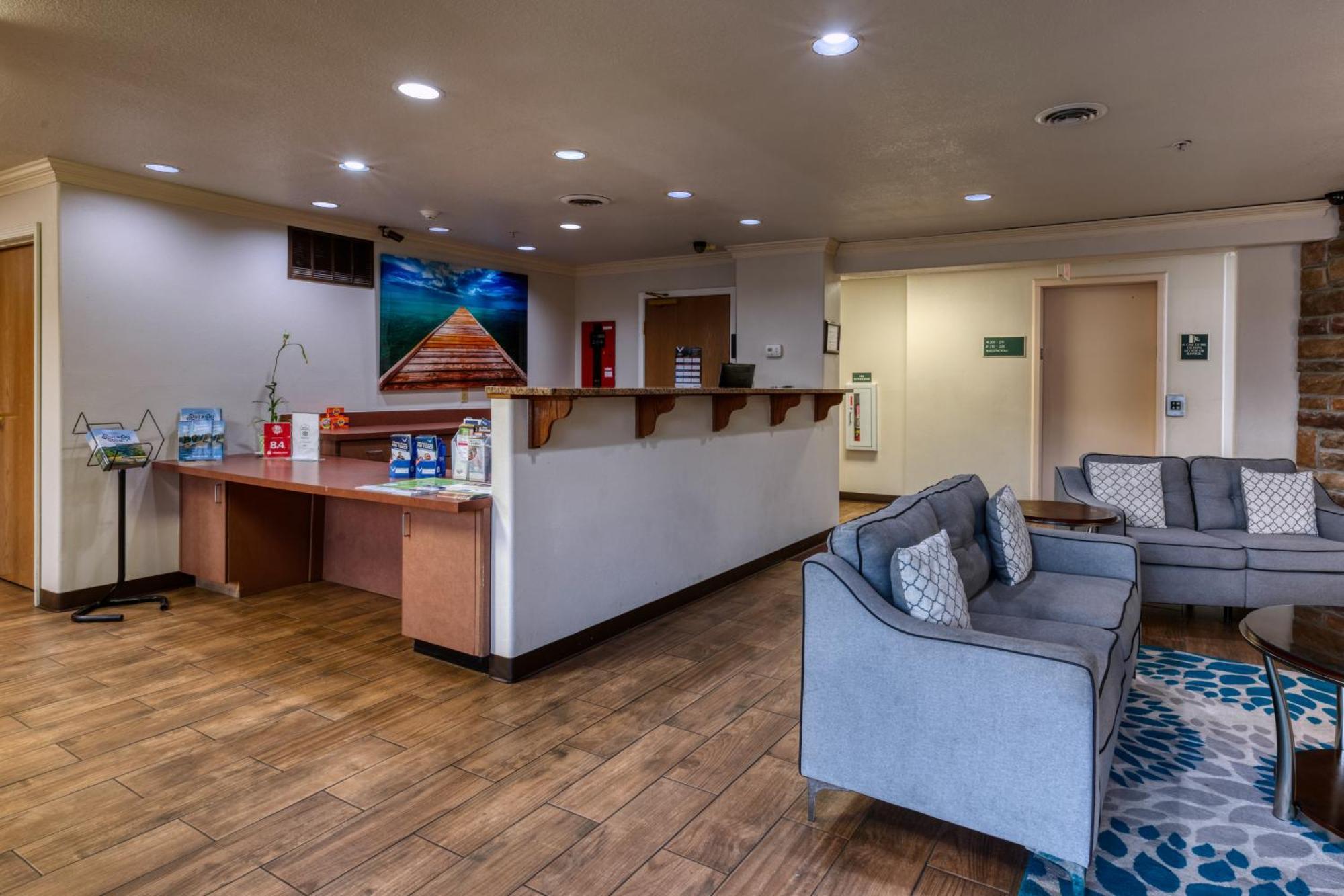 All Towne Suites Saint Robert Bagian luar foto