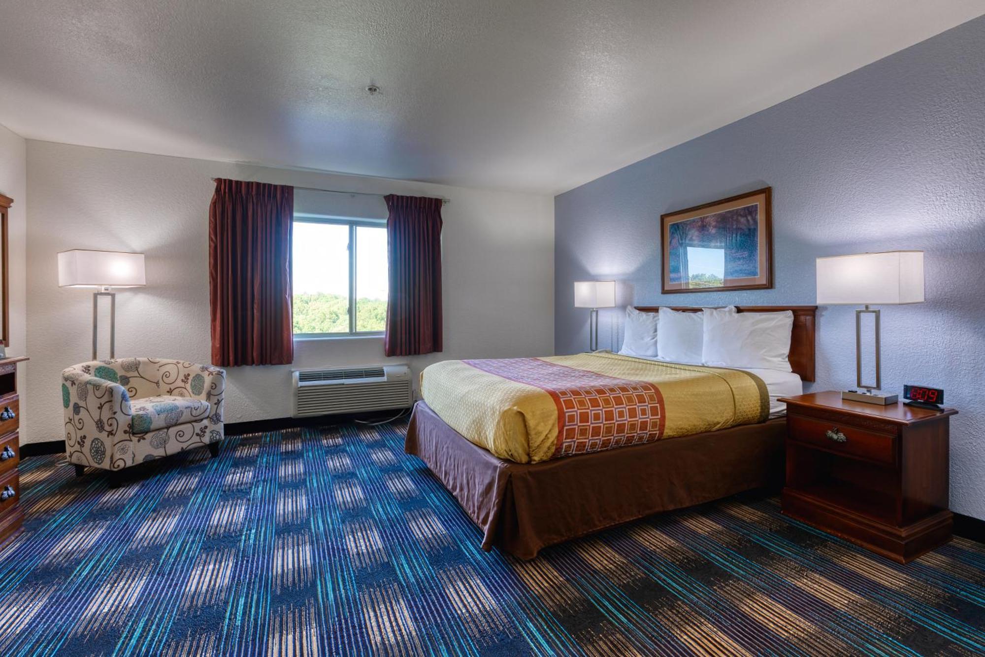 All Towne Suites Saint Robert Bagian luar foto
