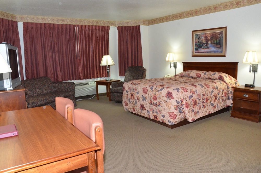 All Towne Suites Saint Robert Bagian luar foto