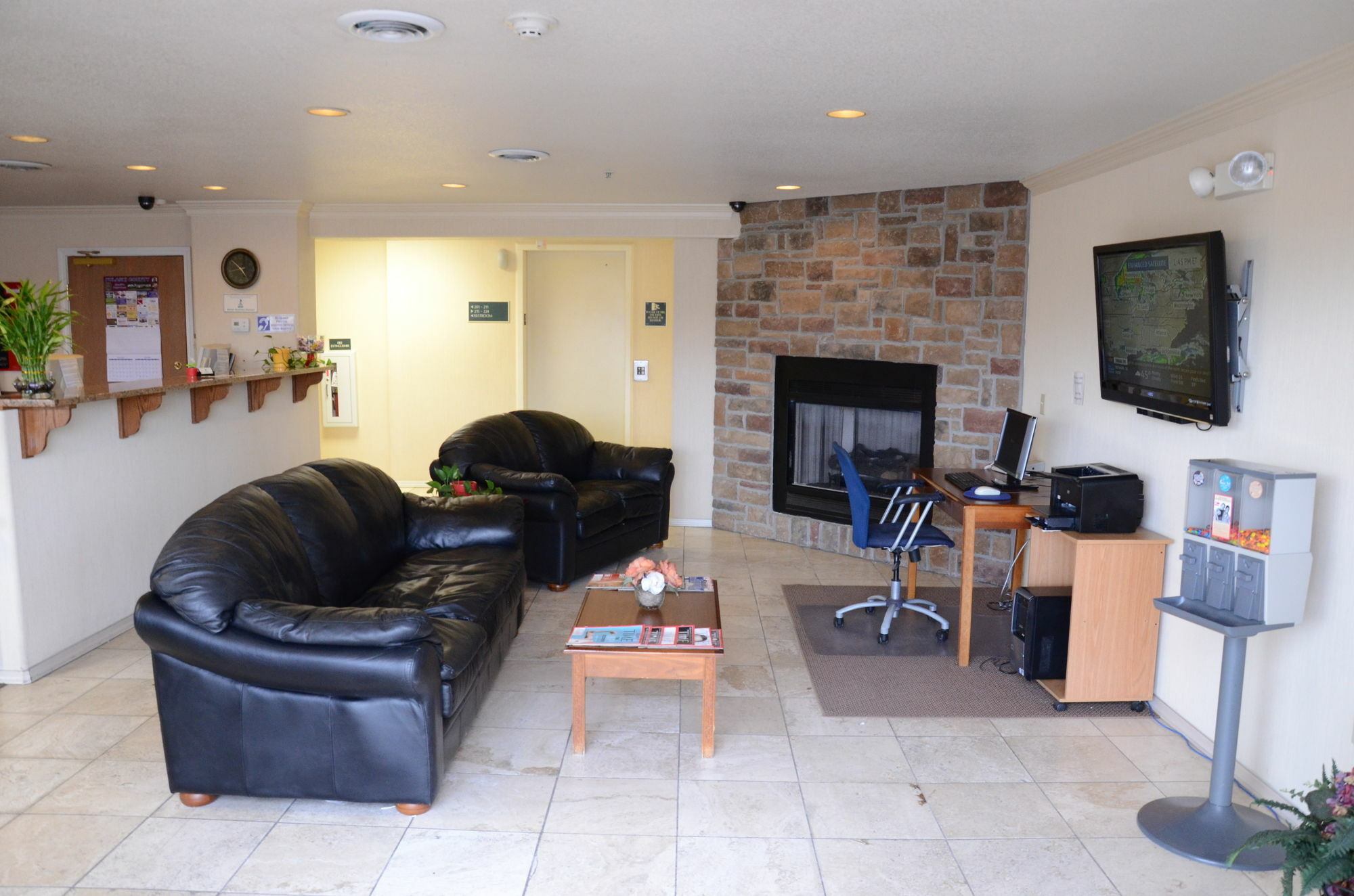 All Towne Suites Saint Robert Bagian luar foto